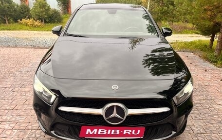 Mercedes-Benz A-Класс, 2020 год, 2 300 000 рублей, 17 фотография