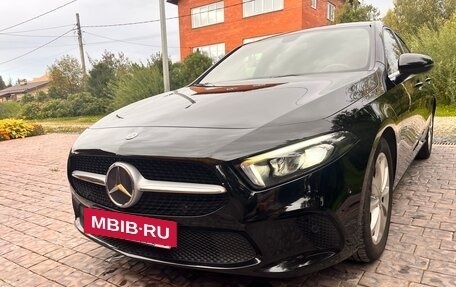 Mercedes-Benz A-Класс, 2020 год, 2 300 000 рублей, 19 фотография