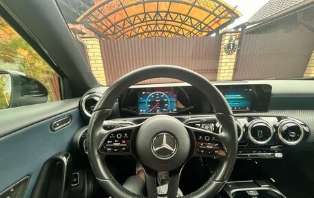 Mercedes-Benz A-Класс, 2020 год, 2 300 000 рублей, 22 фотография