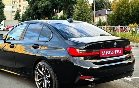 BMW 3 серия, 2019 год, 3 400 000 рублей, 15 фотография