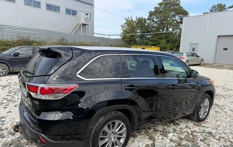 Toyota Highlander III, 2015 год, 3 150 000 рублей, 4 фотография