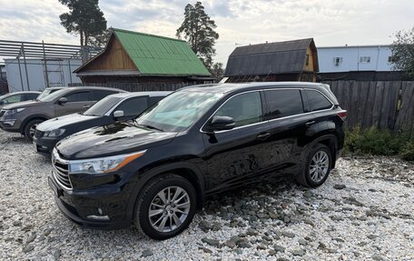 Toyota Highlander III, 2015 год, 3 150 000 рублей, 3 фотография