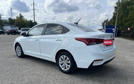 Hyundai Solaris II рестайлинг, 2017 год, 1 350 000 рублей, 5 фотография
