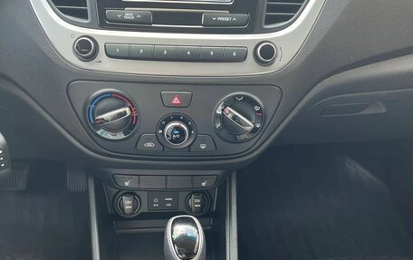 Hyundai Solaris II рестайлинг, 2017 год, 1 350 000 рублей, 11 фотография