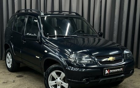 Chevrolet Niva I рестайлинг, 2017 год, 749 900 рублей, 3 фотография