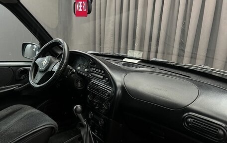 Chevrolet Niva I рестайлинг, 2017 год, 749 900 рублей, 14 фотография