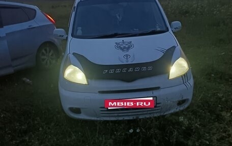 Toyota FunCargo, 2001 год, 495 000 рублей, 2 фотография