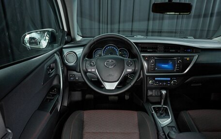Toyota Auris II, 2014 год, 1 077 000 рублей, 8 фотография