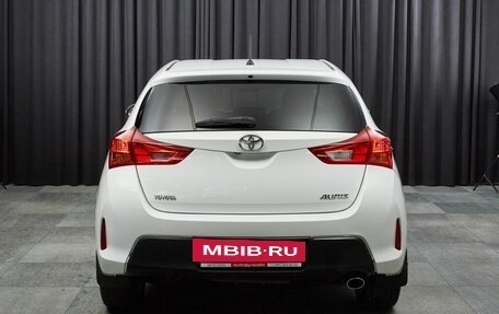 Toyota Auris II, 2014 год, 1 077 000 рублей, 5 фотография