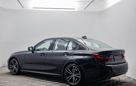 BMW 3 серия, 2019 год, 3 885 000 рублей, 7 фотография