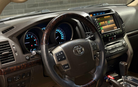 Toyota Land Cruiser 200, 2010 год, 2 791 000 рублей, 9 фотография