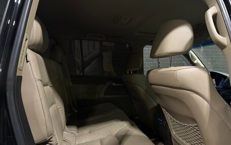 Toyota Land Cruiser 200, 2010 год, 2 791 000 рублей, 11 фотография