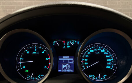 Toyota Land Cruiser 200, 2010 год, 2 791 000 рублей, 23 фотография