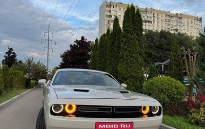 Dodge Challenger III рестайлинг 2, 2017 год, 3 900 000 рублей, 1 фотография