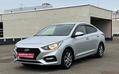 Hyundai Solaris II рестайлинг, 2017 год, 1 147 000 рублей, 2 фотография