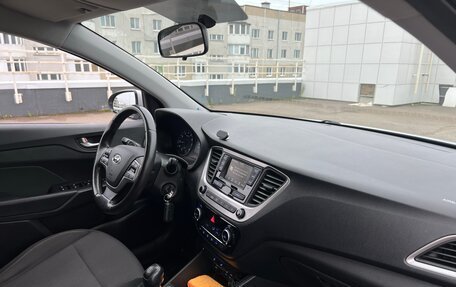 Hyundai Solaris II рестайлинг, 2017 год, 1 147 000 рублей, 17 фотография