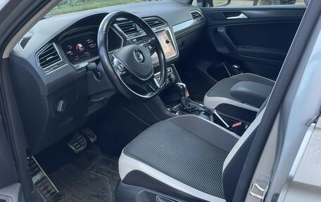 Volkswagen Tiguan II, 2019 год, 1 900 000 рублей, 12 фотография