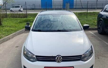 Volkswagen Polo VI (EU Market), 2011 год, 440 000 рублей, 1 фотография