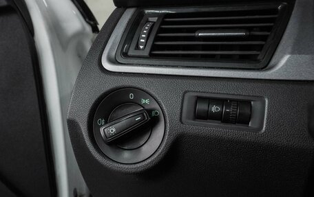 Skoda Rapid I, 2017 год, 899 000 рублей, 12 фотография