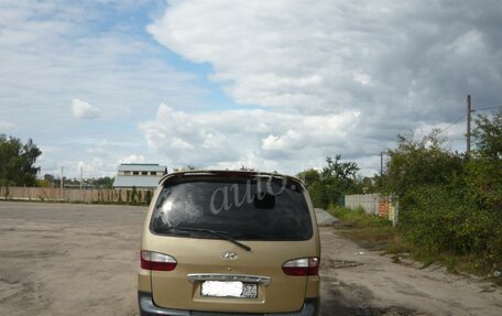 Hyundai H-1 II рестайлинг, 2001 год, 320 000 рублей, 3 фотография