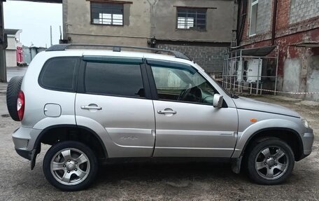 Chevrolet Niva I рестайлинг, 2010 год, 490 000 рублей, 4 фотография