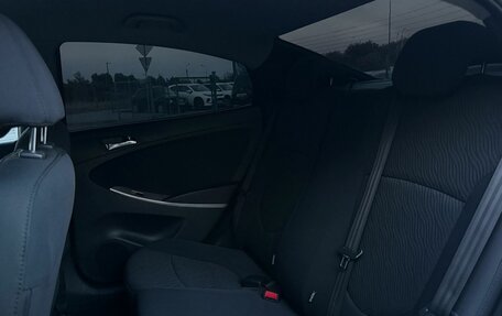 Hyundai Solaris II рестайлинг, 2011 год, 699 000 рублей, 15 фотография