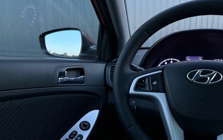 Hyundai Solaris II рестайлинг, 2011 год, 699 000 рублей, 21 фотография