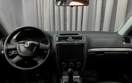 Skoda Octavia, 2011 год, 669 777 рублей, 11 фотография