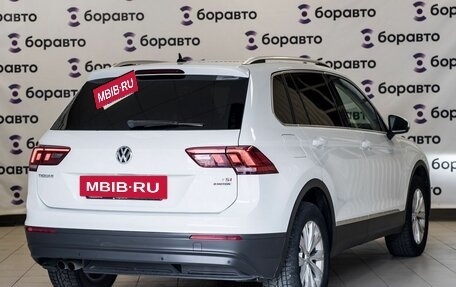 Volkswagen Tiguan II, 2017 год, 2 480 000 рублей, 6 фотография