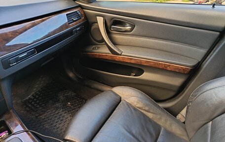 BMW 3 серия, 2009 год, 950 000 рублей, 13 фотография