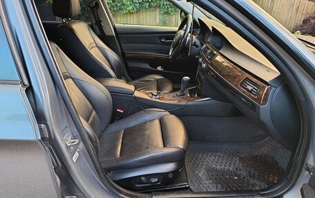 BMW 3 серия, 2009 год, 950 000 рублей, 18 фотография