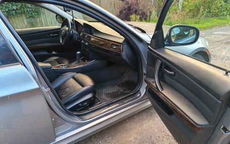 BMW 3 серия, 2009 год, 950 000 рублей, 19 фотография