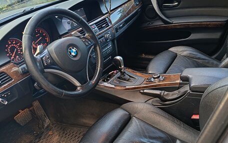 BMW 3 серия, 2009 год, 950 000 рублей, 24 фотография