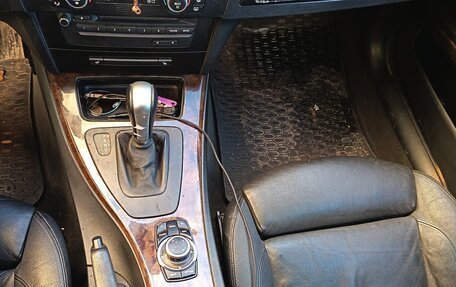 BMW 3 серия, 2009 год, 950 000 рублей, 14 фотография