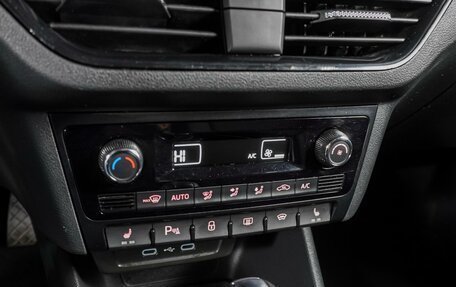 Volkswagen Polo VI (EU Market), 2020 год, 1 599 000 рублей, 12 фотография