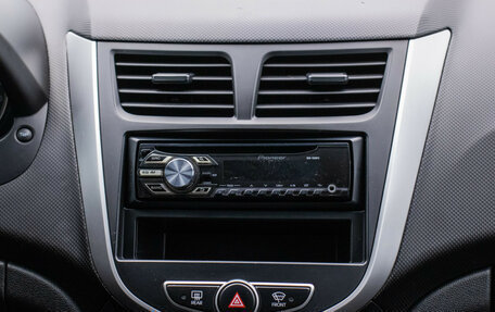 Hyundai Solaris II рестайлинг, 2013 год, 678 000 рублей, 13 фотография