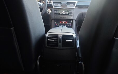 Mercedes-Benz E-Класс, 2012 год, 1 900 000 рублей, 12 фотография
