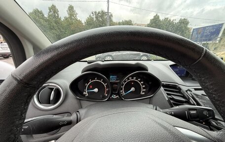 Ford Fiesta, 2017 год, 950 000 рублей, 11 фотография