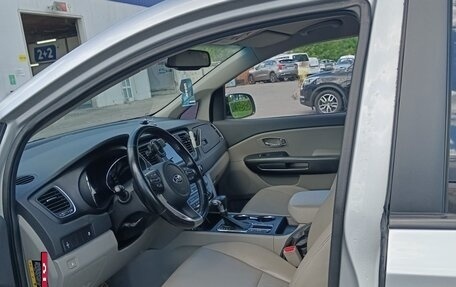 KIA Carnival III, 2019 год, 3 000 000 рублей, 5 фотография