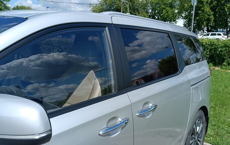 KIA Carnival III, 2019 год, 3 000 000 рублей, 23 фотография