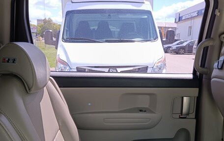 KIA Carnival III, 2019 год, 3 000 000 рублей, 30 фотография
