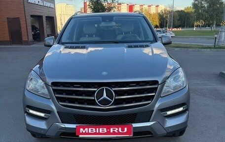 Mercedes-Benz M-Класс, 2012 год, 2 400 000 рублей, 2 фотография