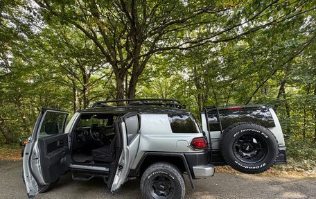 Toyota FJ Cruiser, 2007 год, 3 200 000 рублей, 2 фотография