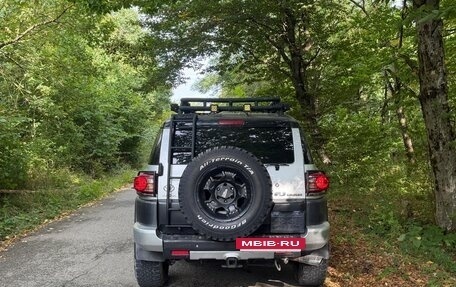 Toyota FJ Cruiser, 2007 год, 3 200 000 рублей, 17 фотография