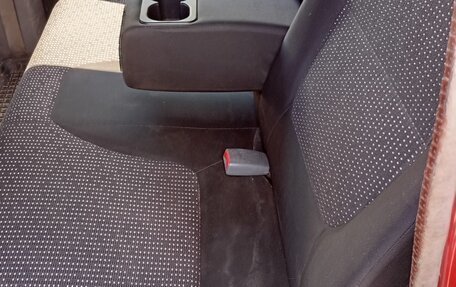 Toyota Hilux VI, 2004 год, 1 100 000 рублей, 10 фотография