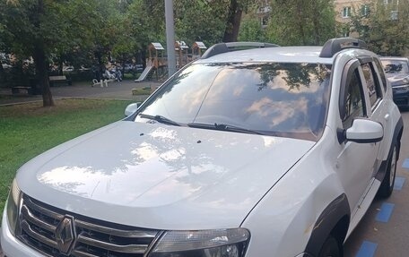 Renault Duster I рестайлинг, 2014 год, 600 000 рублей, 2 фотография