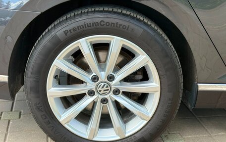 Volkswagen Passat B8 рестайлинг, 2018 год, 2 250 000 рублей, 20 фотография