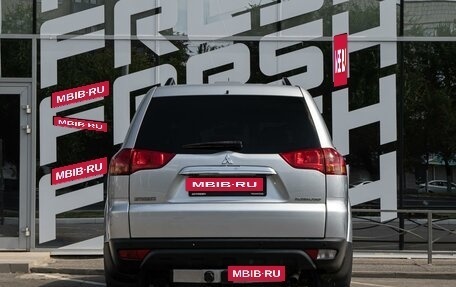 Mitsubishi Pajero Sport II рестайлинг, 2012 год, 1 699 000 рублей, 4 фотография