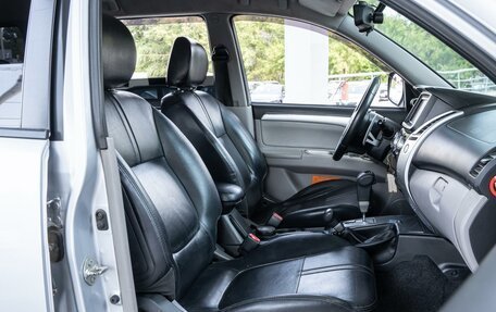 Mitsubishi Pajero Sport II рестайлинг, 2012 год, 1 699 000 рублей, 8 фотография