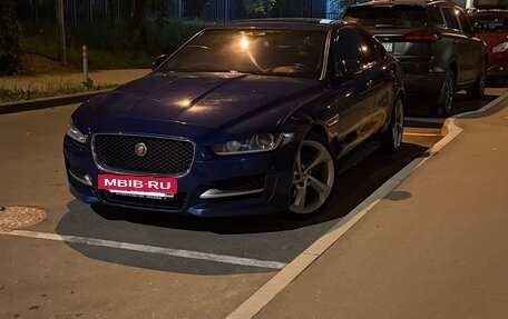 Jaguar XE I рестайлинг, 2015 год, 1 300 000 рублей, 3 фотография